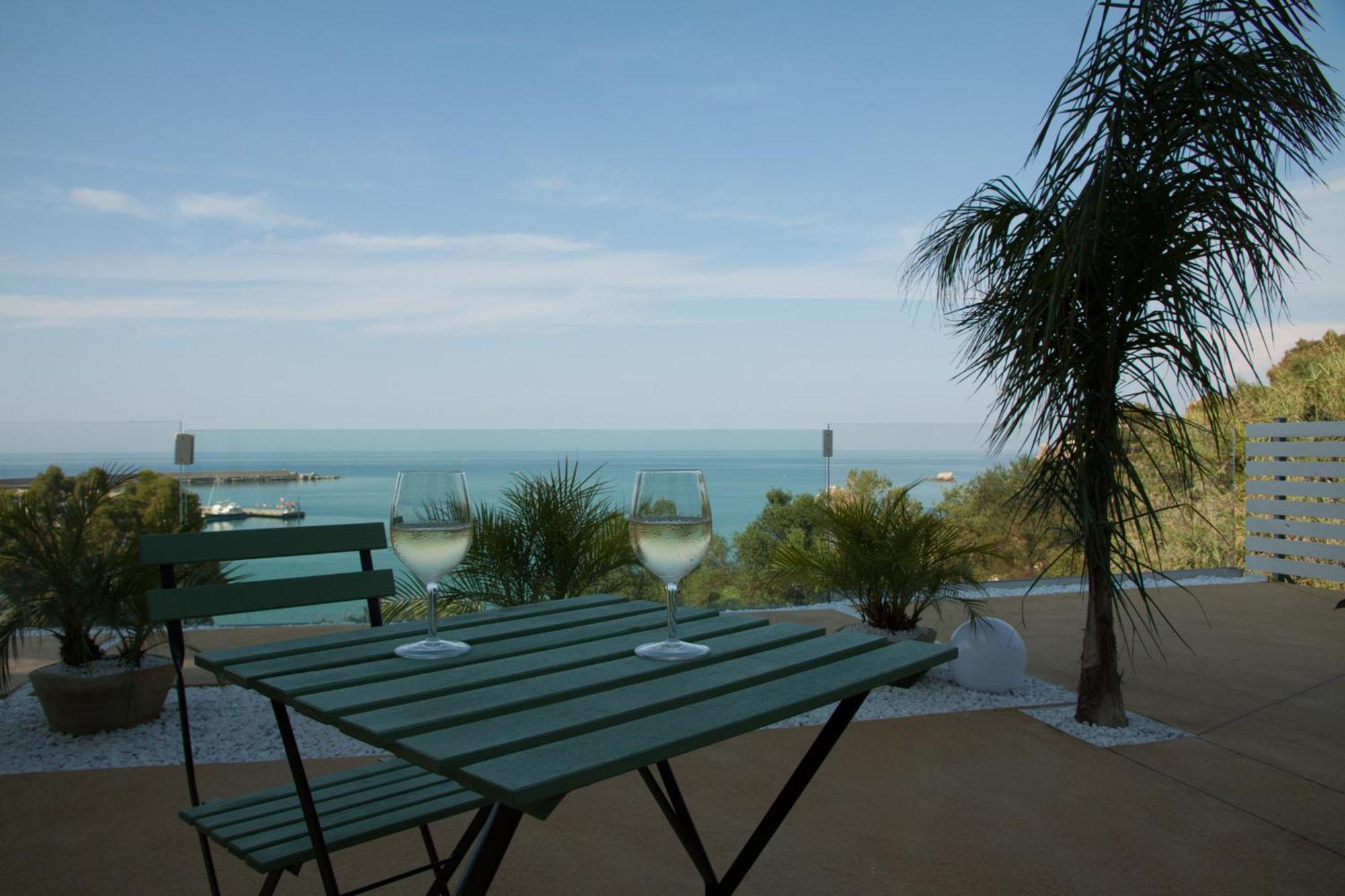 A Tonnara Hotell Cefalù Eksteriør bilde