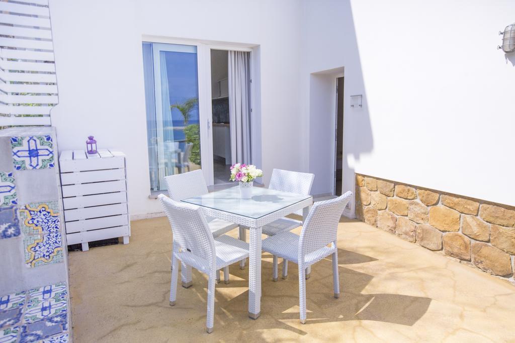 A Tonnara Hotell Cefalù Eksteriør bilde
